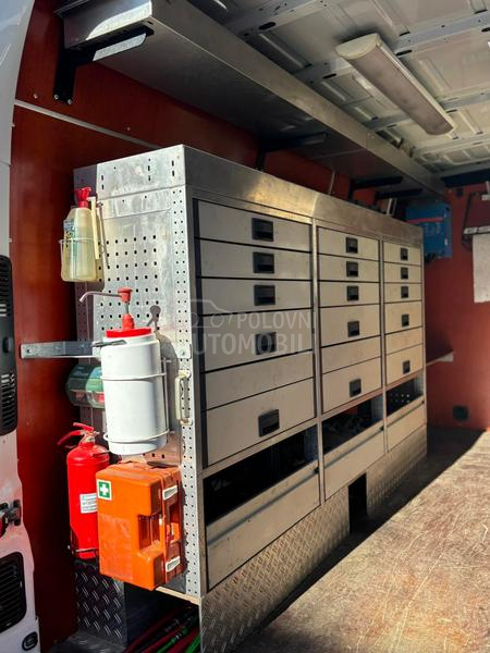 Renault Master POKRETNA RADIONICA