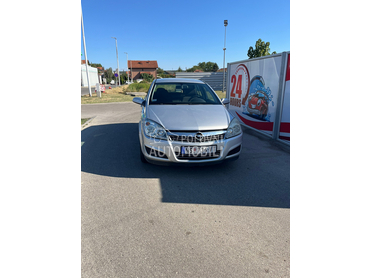 Opel Astra H 