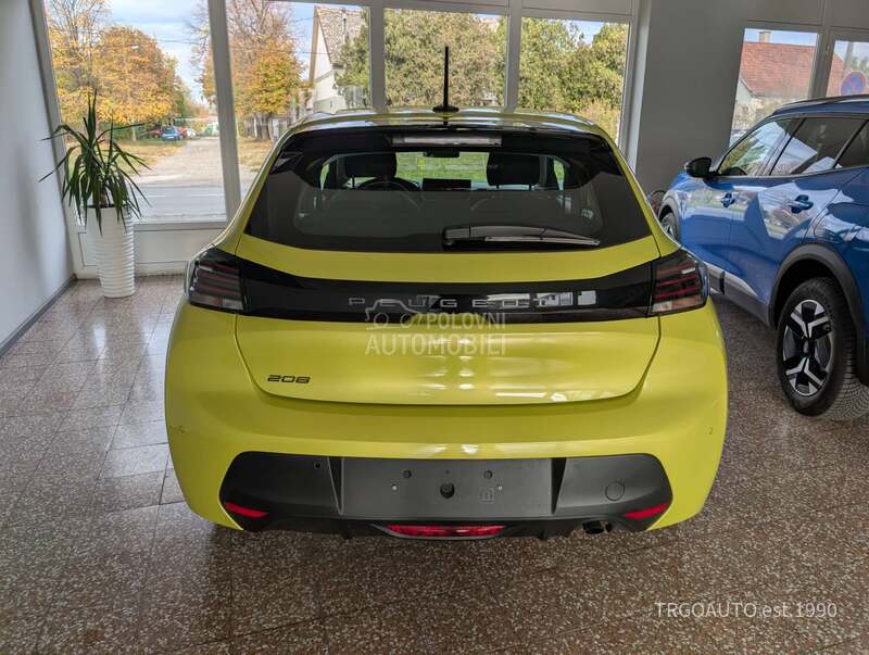 Peugeot 208 Garan 12 mes.