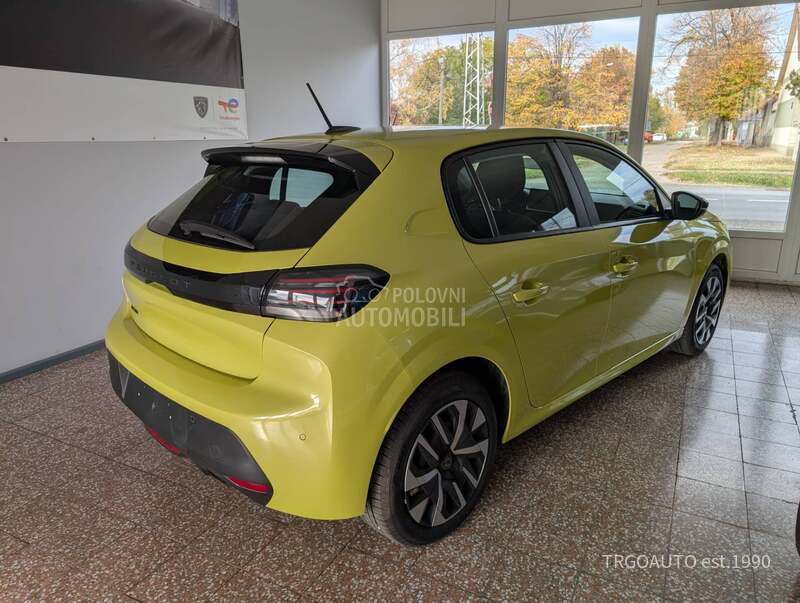 Peugeot 208 Garan 12 mes.