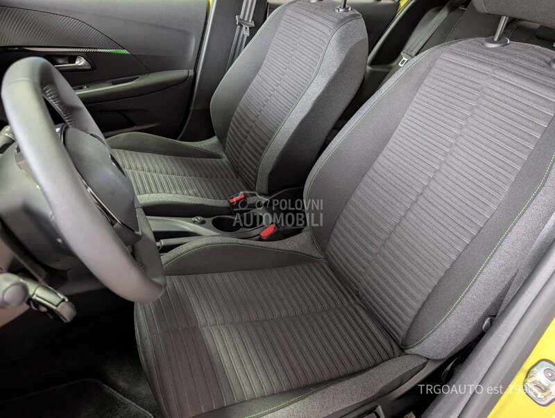 Peugeot 208 Garan 12 mes.