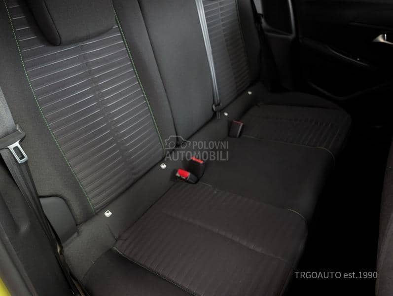 Peugeot 208 Garan 12 mes.