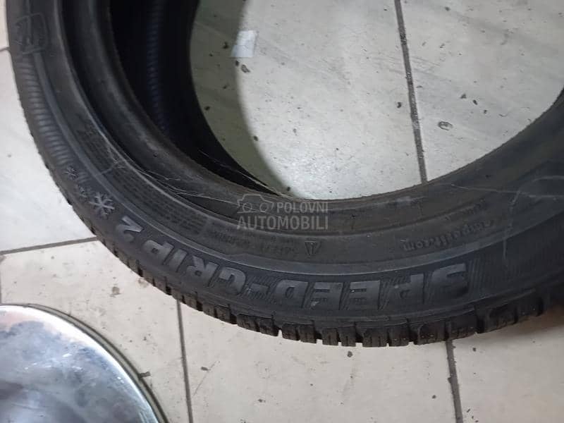 Semperit 225/50 R17 Zimska