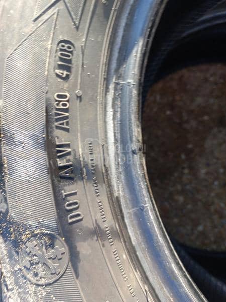 Barum 195/60 R15 Zimska