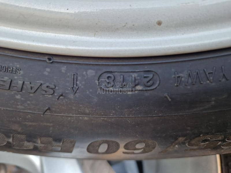 Kumho 235/60 R16 Zimska