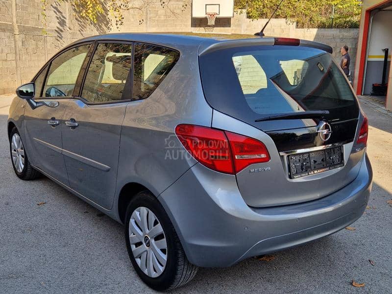 Opel Meriva 1.7 cdti AUT0MATK