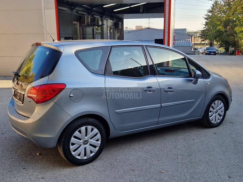 Opel Meriva 1.7 cdti AUT0MATK