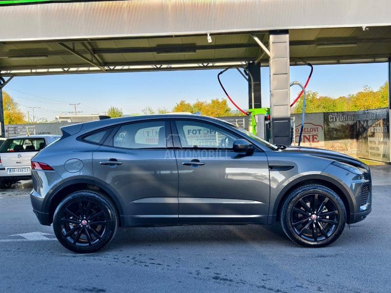 Jaguar E-Pace R DYNAMIC 2020