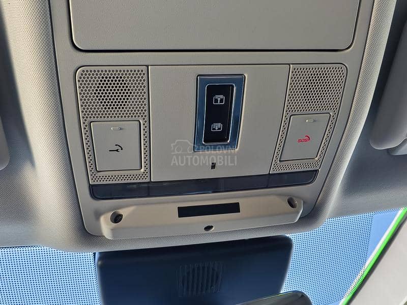 Jaguar E-Pace R DYNAMIC 2020