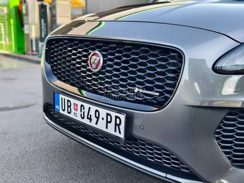 Jaguar E-Pace R DYNAMIC 2020