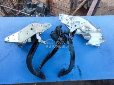 papucica gasa,kvacila,kocnice za Opel Astra H