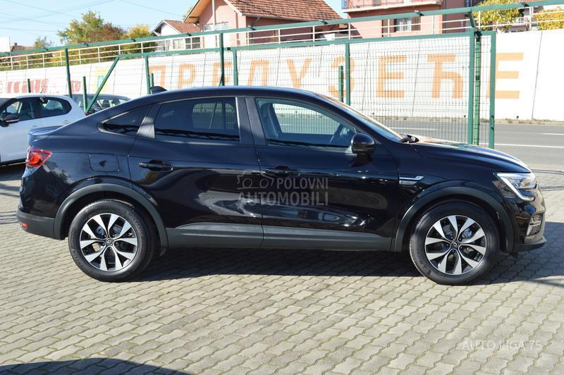 Renault Arkana 1.6 E-Tech145 Busine