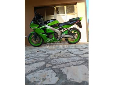 Kawasaki zx6r