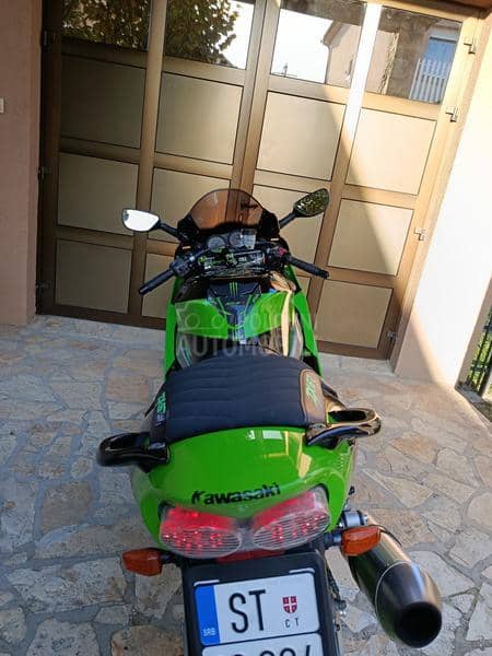 Kawasaki zx6r
