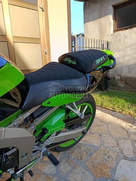 Kawasaki zx6r