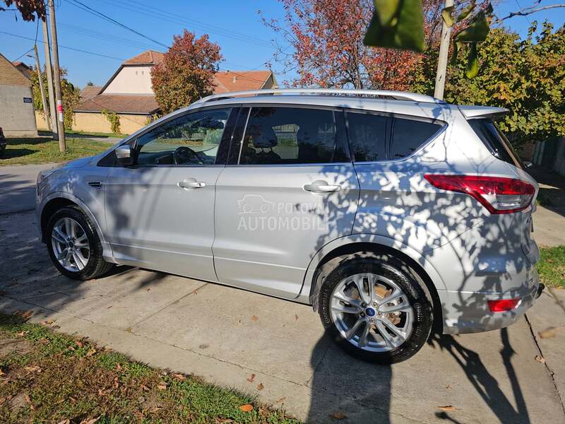 Ford Kuga 2.0Tdci TITANIUM NOV