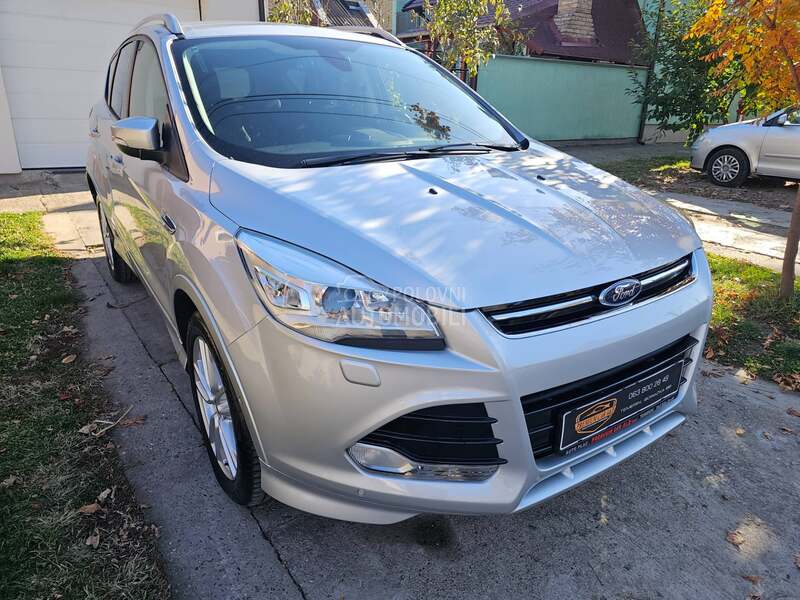 Ford Kuga 2.0Tdci TITANIUM NOV