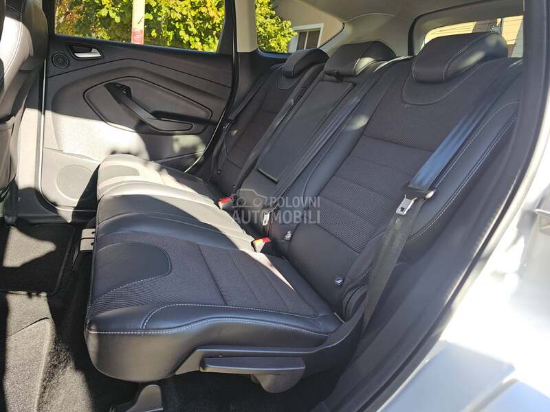 Ford Kuga 2.0Tdci TITANIUM NOV