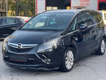 Opel Zafira C O S M O 7 Sed