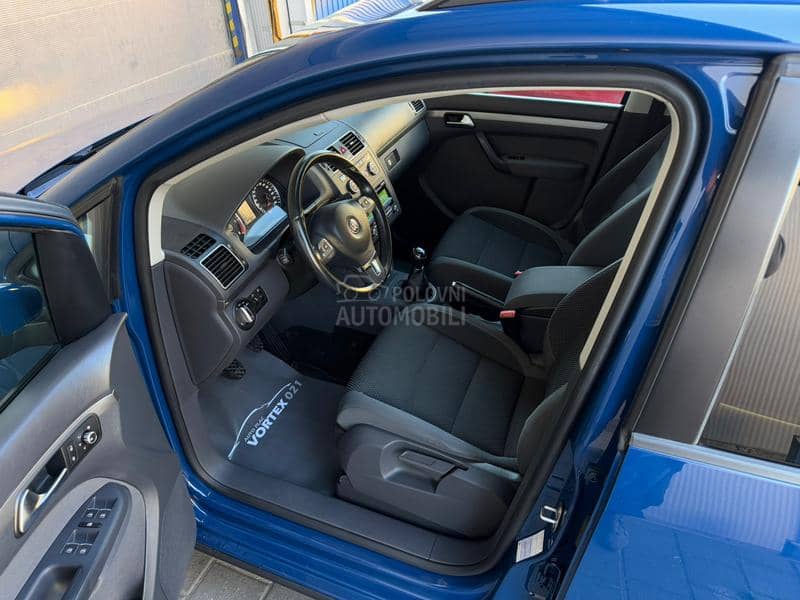 Volkswagen Touran 2.0 TDI