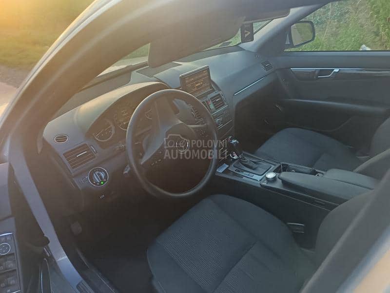 Mercedes Benz C 220 