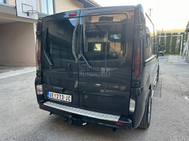 Opel Vivaro 1.9dci kombinovan/long