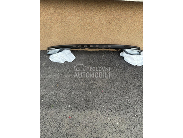 Stop svetlo na gepeku za Porsche Cayenne od 2018. do 2024. god.