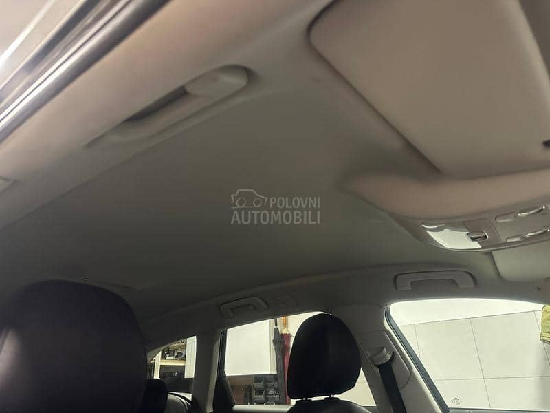 Audi A4 2.0 TDI S-line