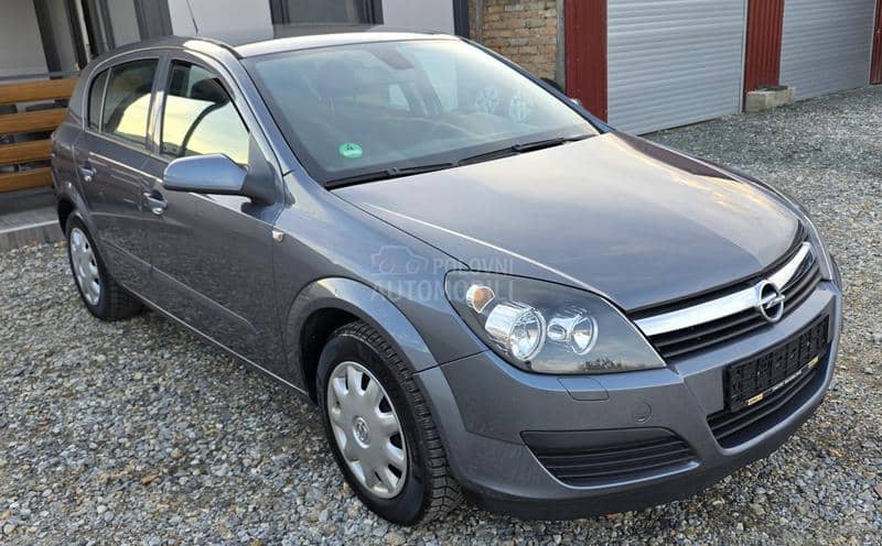 Opel Astra H 1.4b t.o.p