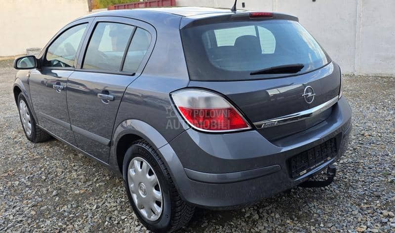 Opel Astra H 1.4b t.o.p