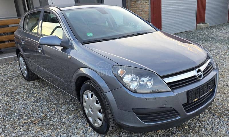 Opel Astra H 1.4b t.o.p