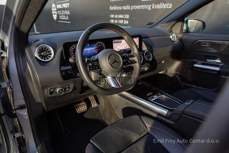 Mercedes Benz GLA 180 