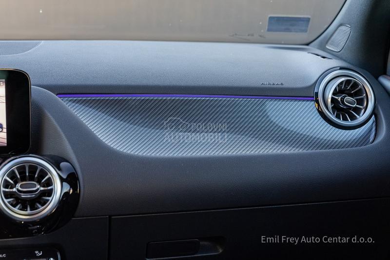 Mercedes Benz GLA 180 