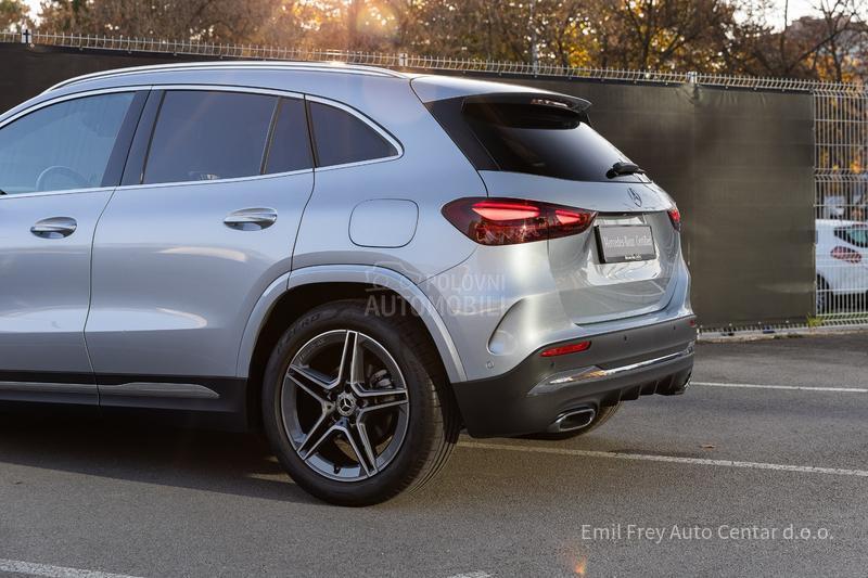 Mercedes Benz GLA 180 