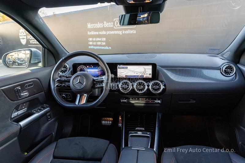 Mercedes Benz GLA 180 