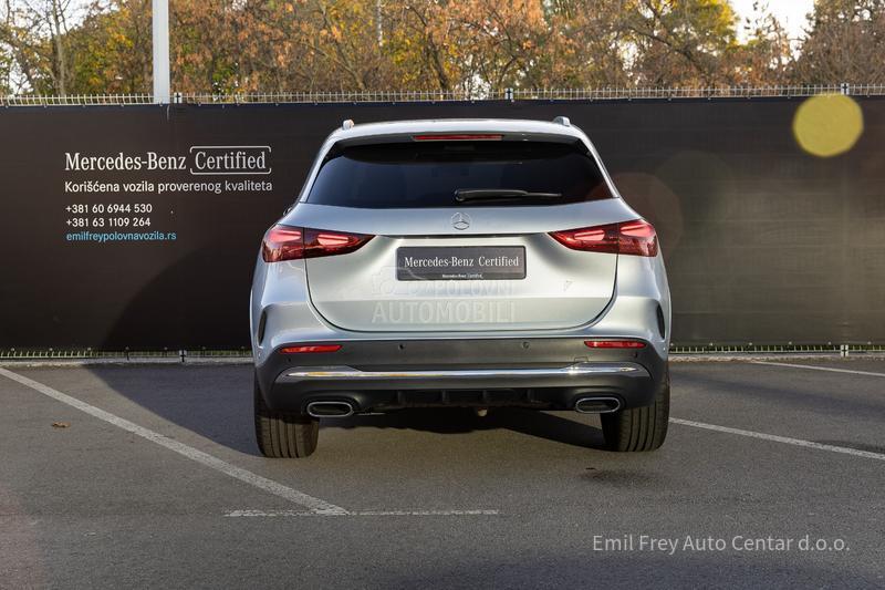 Mercedes Benz GLA 180 