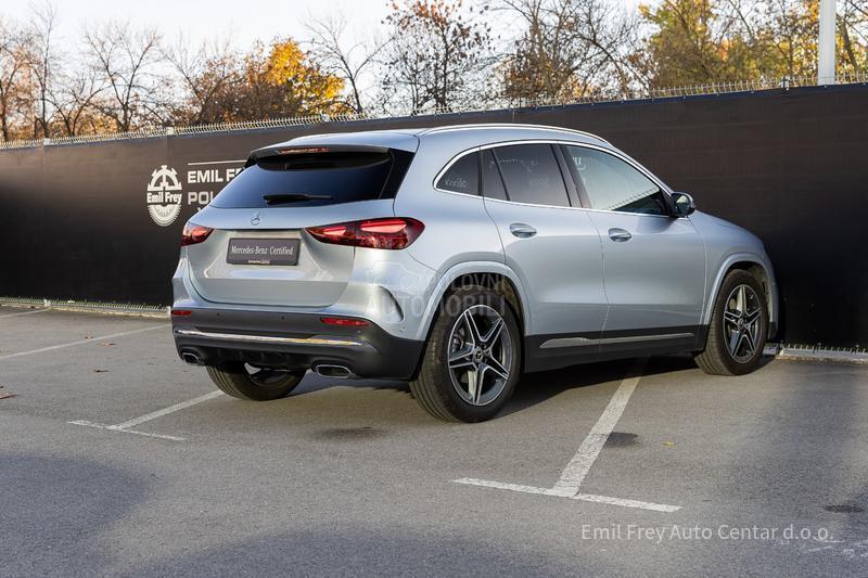 Mercedes Benz GLA 180 