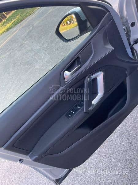 Peugeot 308 1.6hdi