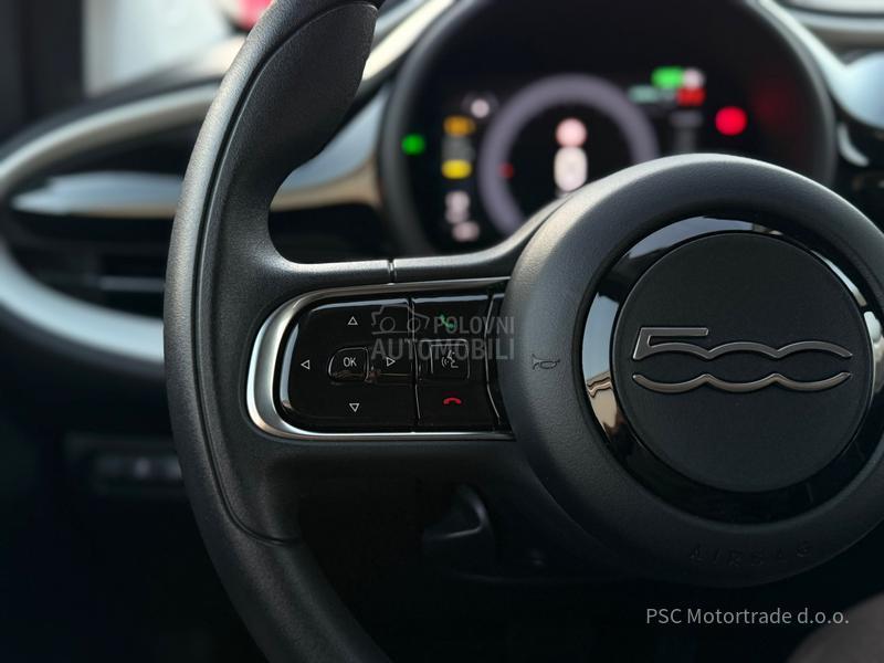 Fiat 500e Elektro/Nav/Led