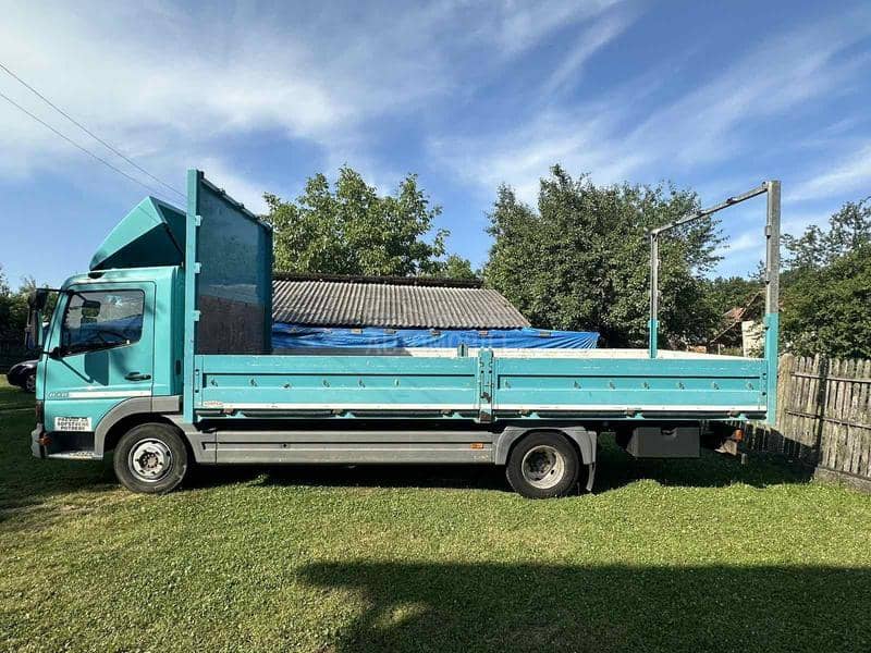 Mercedes Benz Atego818