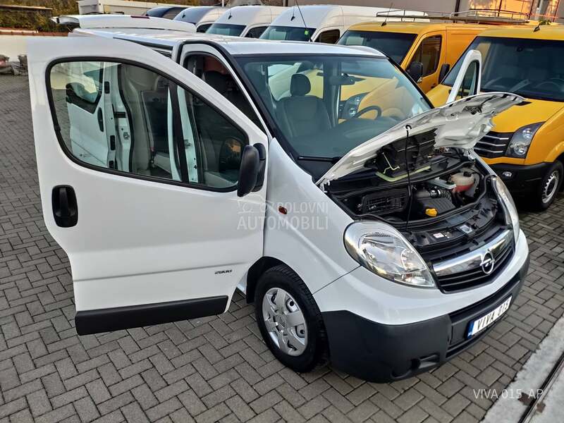 Opel Vivaro 2.0 CDTI LONG 6SEDISTA