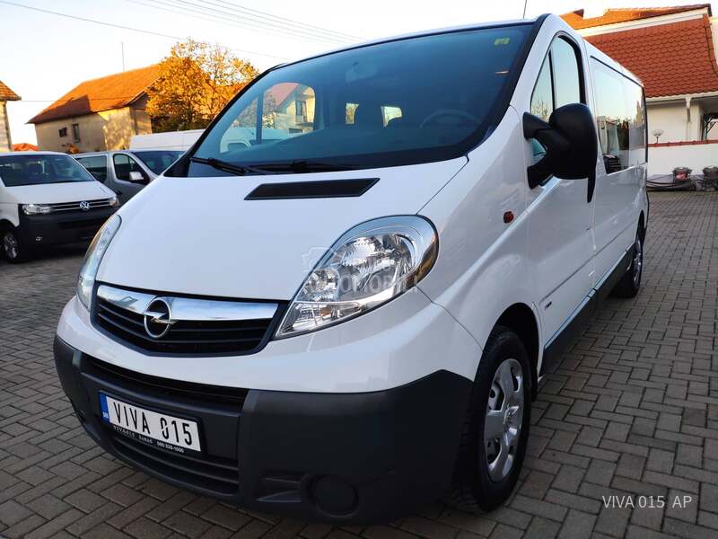 Opel Vivaro 2.0 CDTI LONG 6SEDISTA