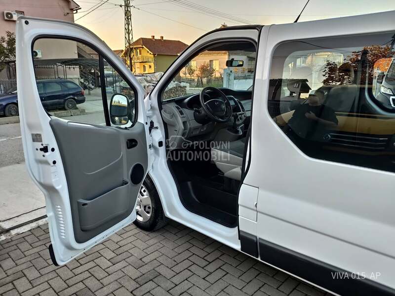 Opel Vivaro 2.0 CDTI LONG 6SEDISTA