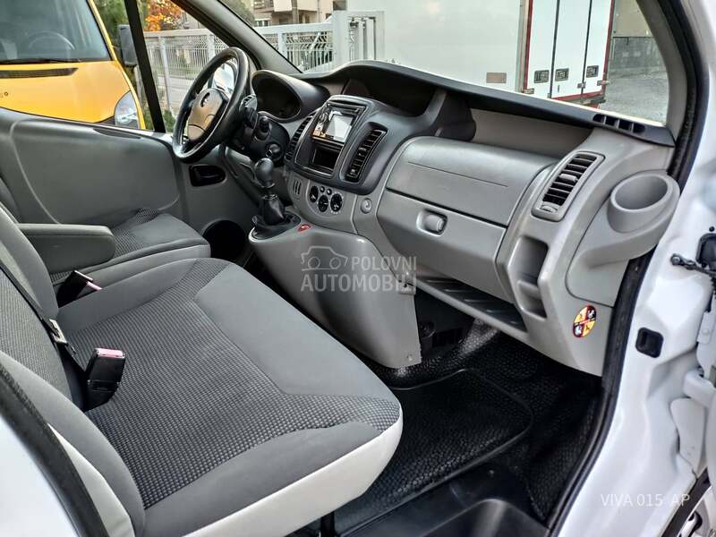 Opel Vivaro 2.0 CDTI LONG 6SEDISTA