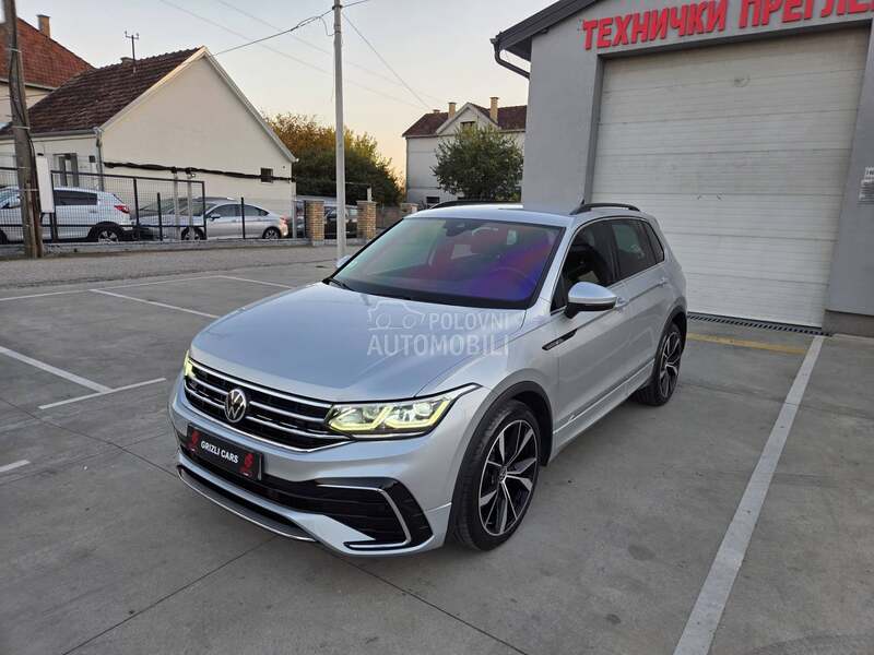 Volkswagen Tiguan 4MOTION/R-LINE/IQ
