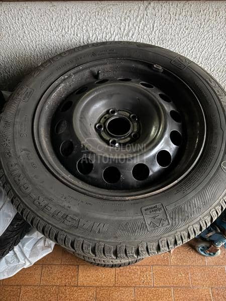Semperit 215/60 R16 Zimska