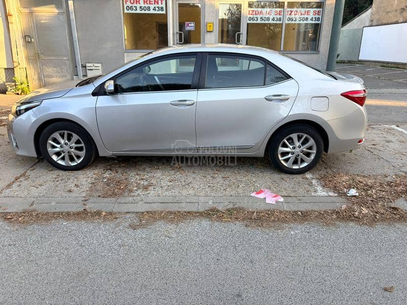 Toyota Corolla 1.6 Luna