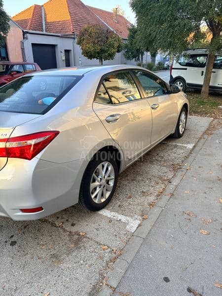 Toyota Corolla 1.6 Luna