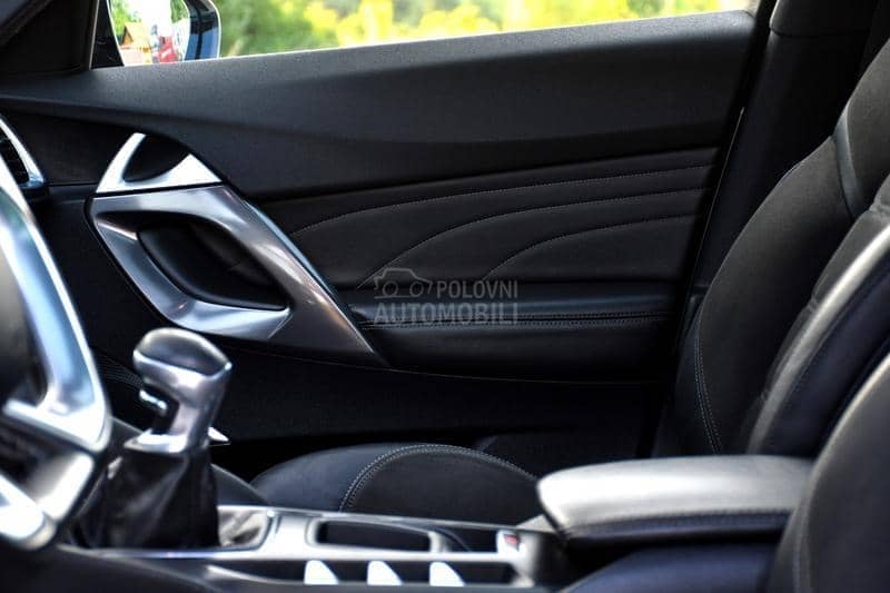 Citroen DS5 2.0HDI/EXCLUSIVE/CH