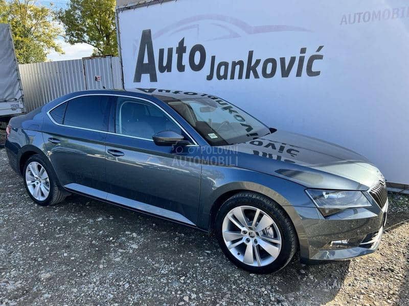 Škoda Superb 4X4   98 000 K M